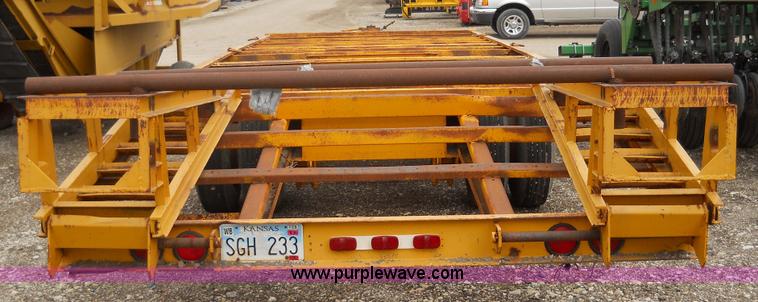 image for item 1000 1979 Trail-Eze 29' dual axle flat bed trailer