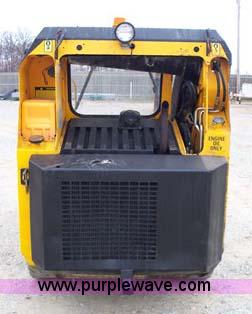 image for item 1100 1998 JCB 165 Robot skid steer