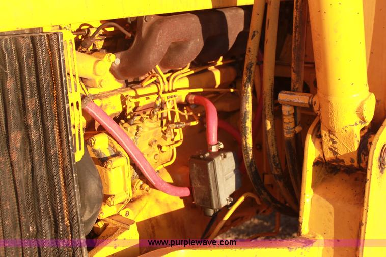 image for item 1658 1984 John Deere 410-D backhoe