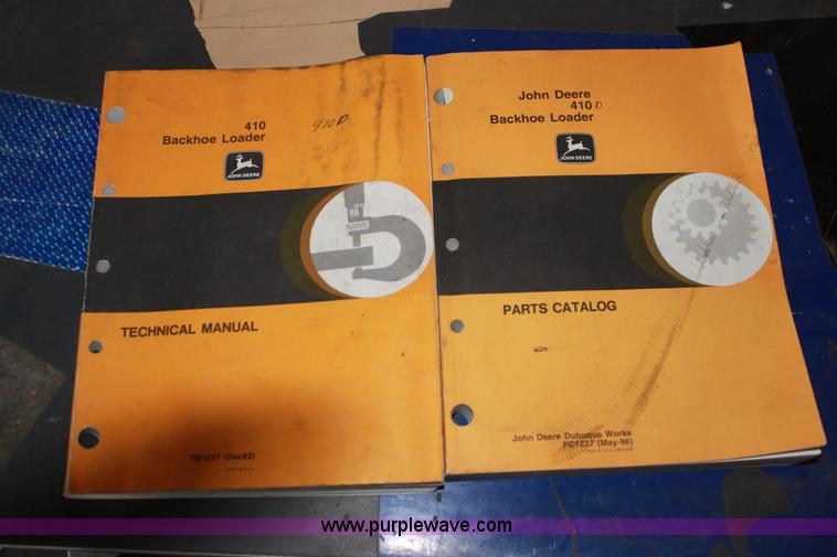 image for item 1658 1984 John Deere 410-D backhoe