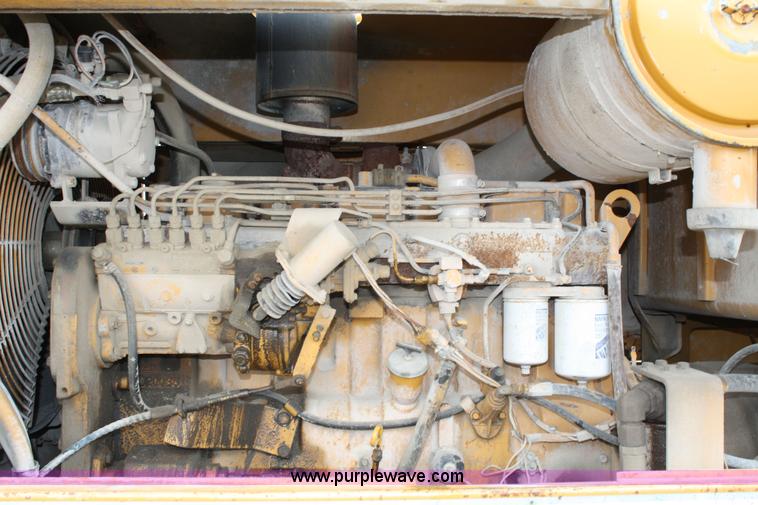 image for item 1714 Dresser 850 articulating motor grader