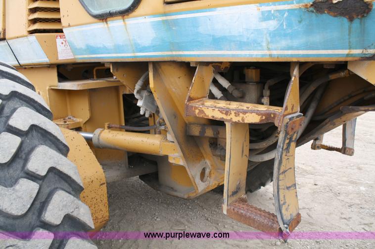 image for item 1714 Dresser 850 articulating motor grader