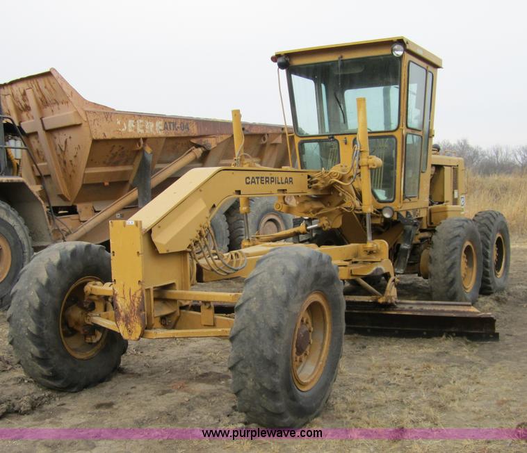 image for item 3175 1985 Caterpillar 120G motor grader