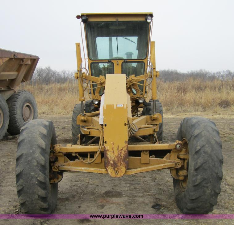 image for item 3175 1985 Caterpillar 120G motor grader