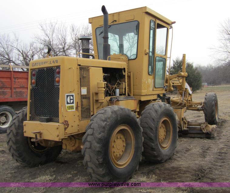 image for item 3175 1985 Caterpillar 120G motor grader