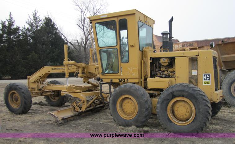 image for item 3175 1985 Caterpillar 120G motor grader