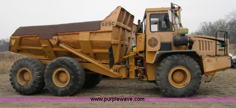 image for item 3176 1999 Bell B25C 6x6 articulating dump truck