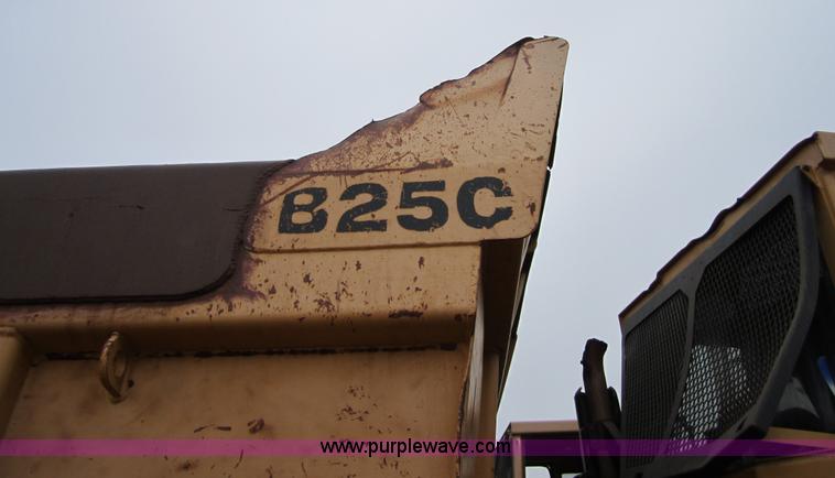 image for item 3176 1999 Bell B25C 6x6 articulating dump truck