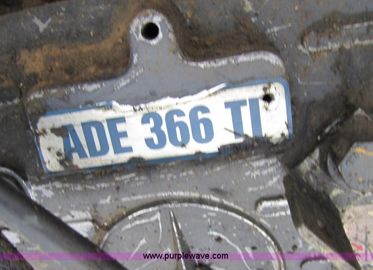 image for item 3176 1999 Bell B25C 6x6 articulating dump truck