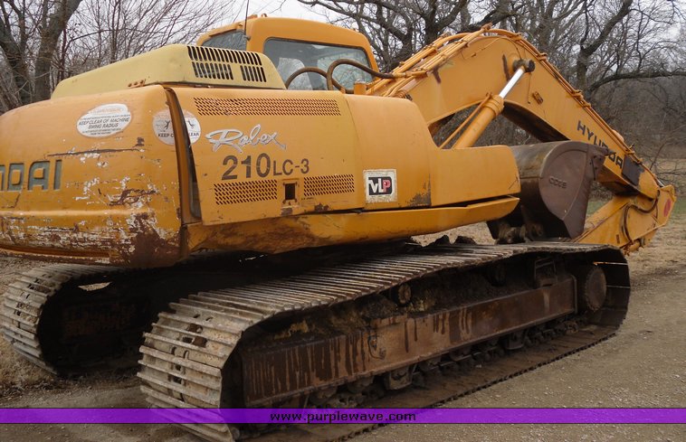 image for item 3178 1997 Hyundai Robex 210LC-3 excavator