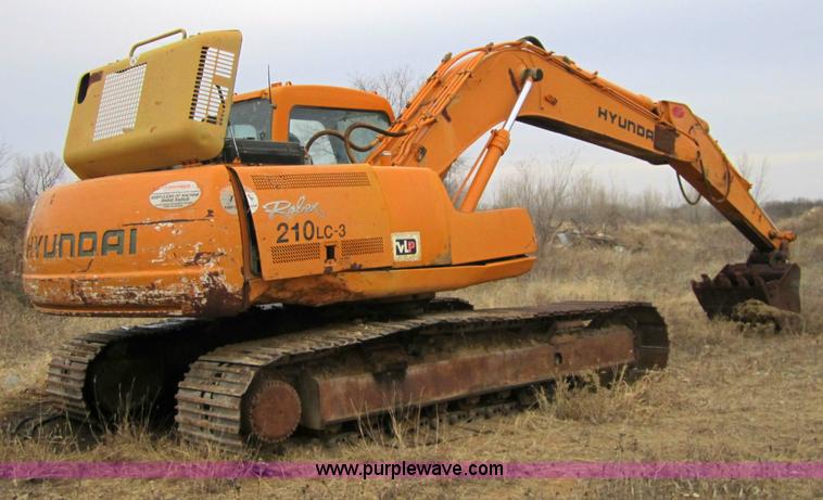 image for item 3178 1997 Hyundai Robex 210LC-3 excavator