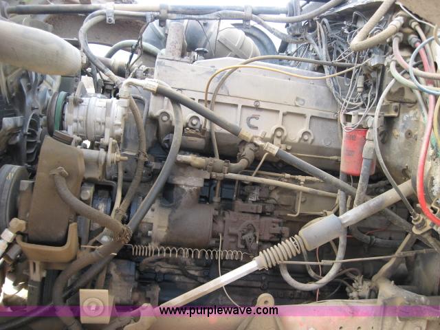 image for item 3773 1980 Ford L9000 dump truck