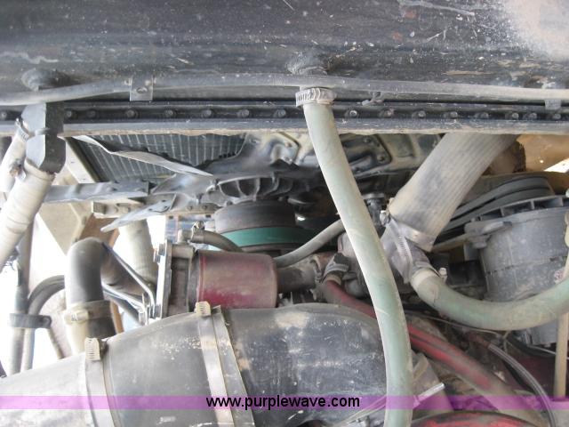 image for item 3773 1980 Ford L9000 dump truck