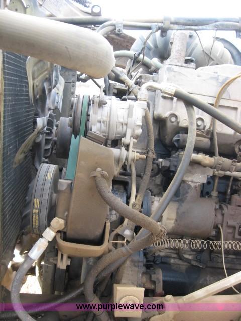 image for item 3773 1980 Ford L9000 dump truck