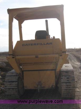 image for item 3774 1972 Caterpillar 977L dozer