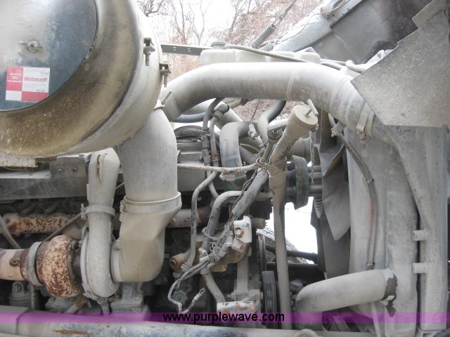 image for item 3777 1994 Ford LT9000 cement mixer truck