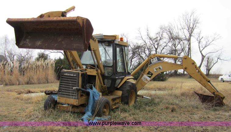 image for item 4334 Caterpillar 416B backhoe
