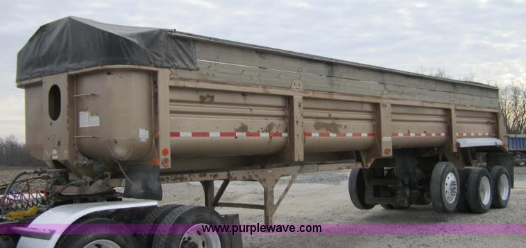 image for item 4335 1998 Clement 39' end dump trailer