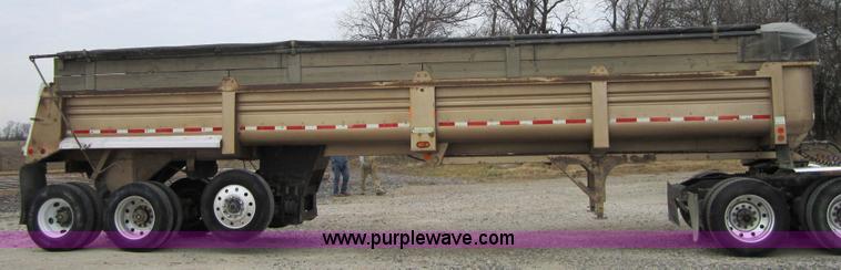 image for item 4335 1998 Clement 39' end dump trailer