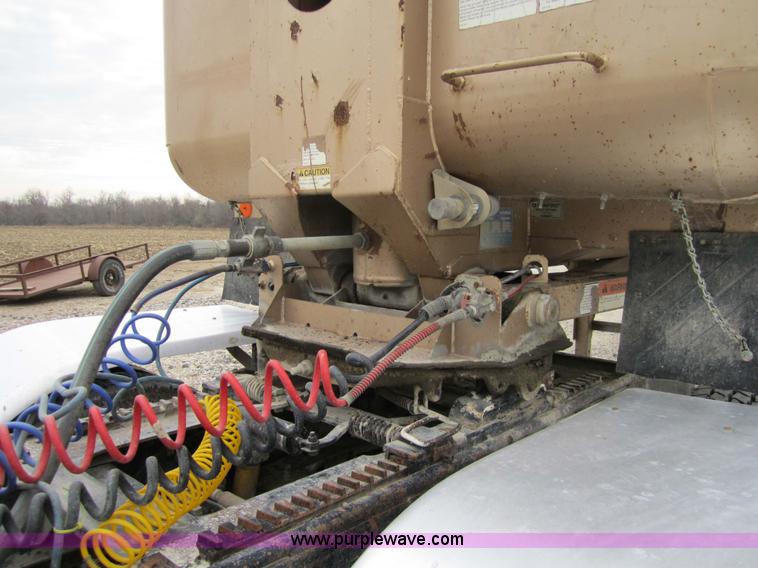 image for item 4335 1998 Clement 39' end dump trailer