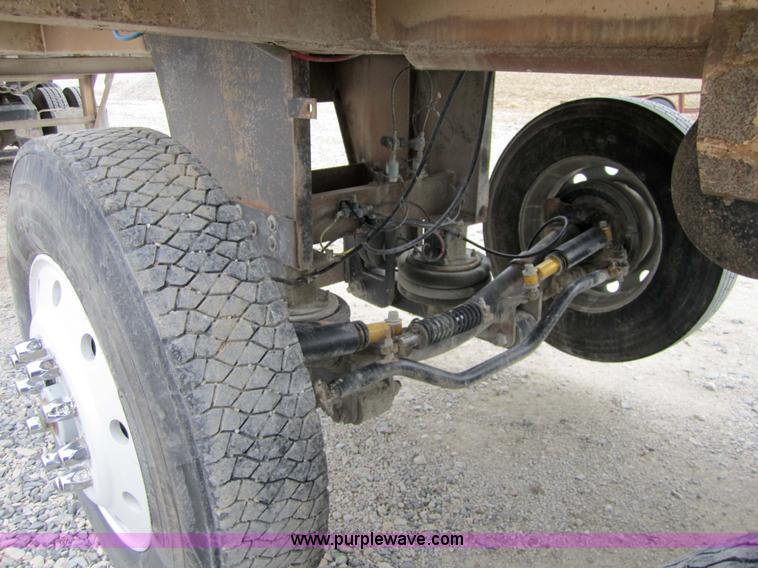 image for item 4335 1998 Clement 39' end dump trailer