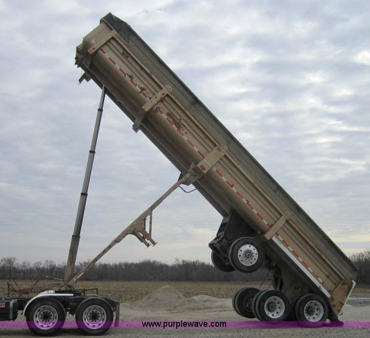 image for item 4335 1998 Clement 39' end dump trailer
