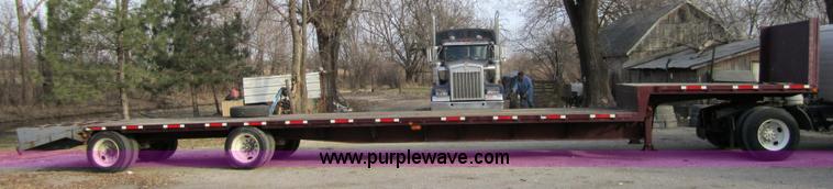 image for item 4336 1985 Trail King 2148-0000 53' spread axle, drop-deck trailer