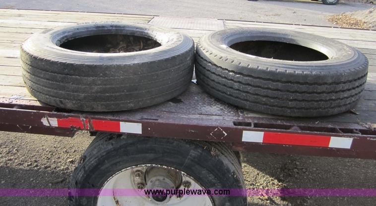 image for item 4336 1985 Trail King 2148-0000 53' spread axle, drop-deck trailer