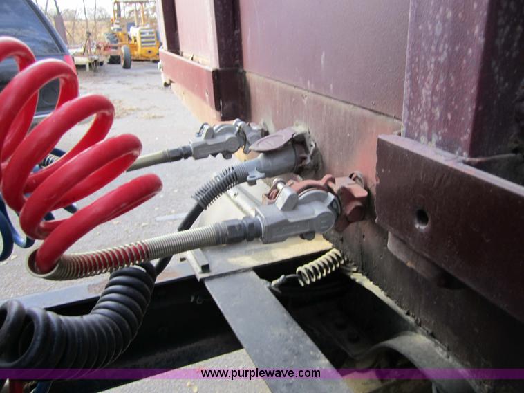 image for item 4336 1985 Trail King 2148-0000 53' spread axle, drop-deck trailer