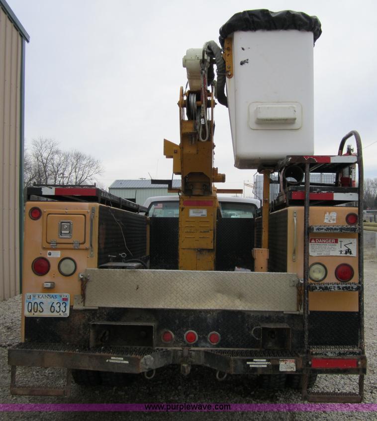image for item 4341 2000 Chevrolet K3500 bucket truck