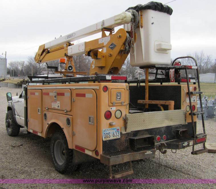 image for item 4341 2000 Chevrolet K3500 bucket truck