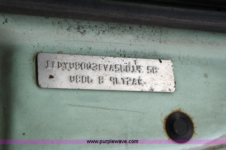 image for item 4824 1985 Ford LT8000 dump truck