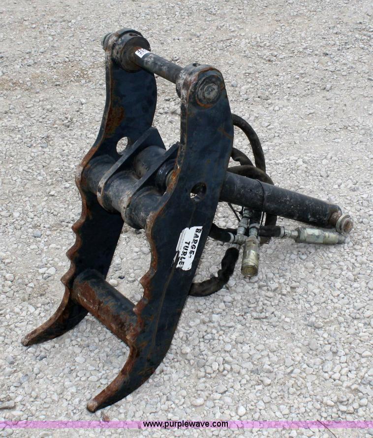 image for item 4840 Hydraulic thumb