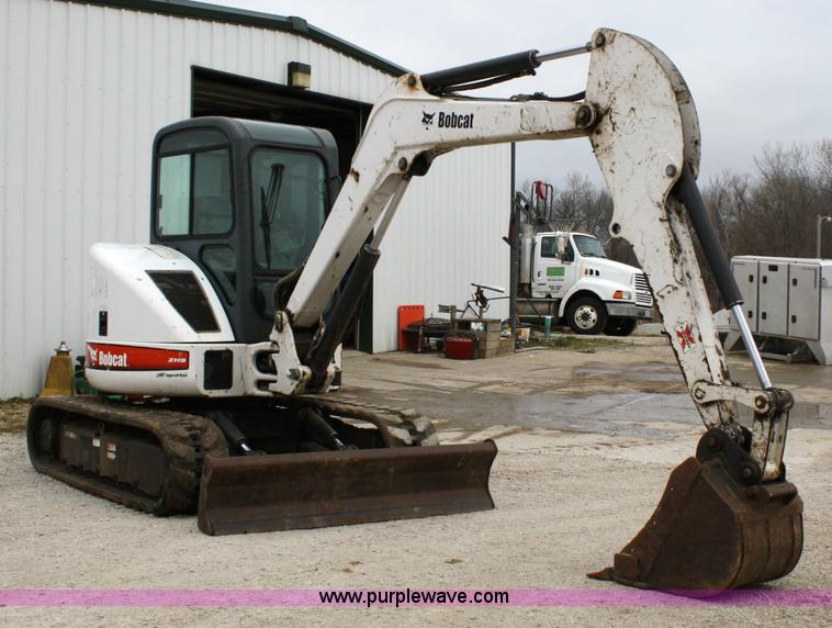 image for item 4848 2005 Bobcat 435ZHS Fasttrack compact excavator