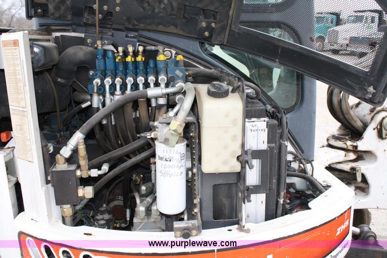 image for item 4848 2005 Bobcat 435ZHS Fasttrack compact excavator