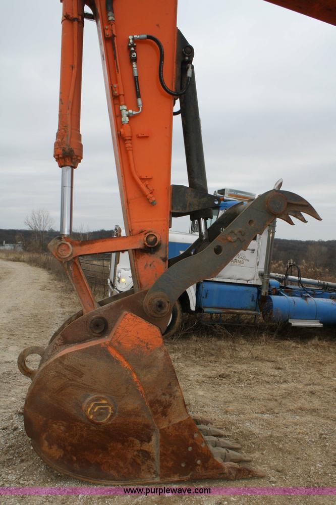 image for item 4854 1996 Hitachi EX270LC excavator