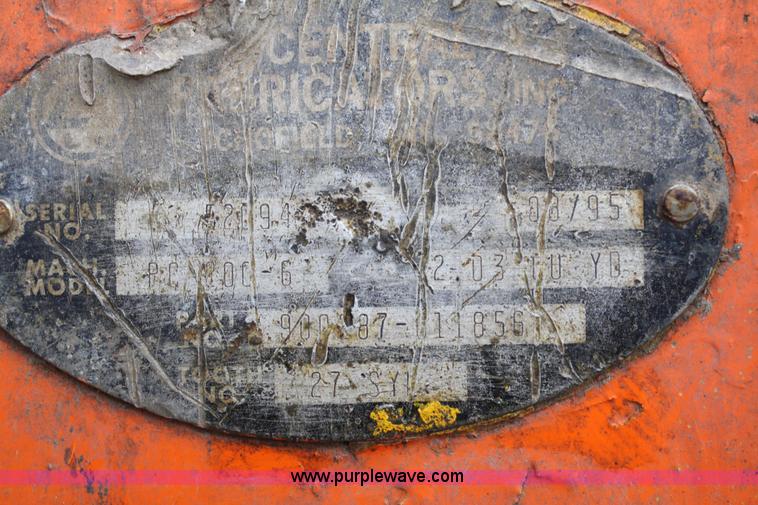 image for item 4854 1996 Hitachi EX270LC excavator