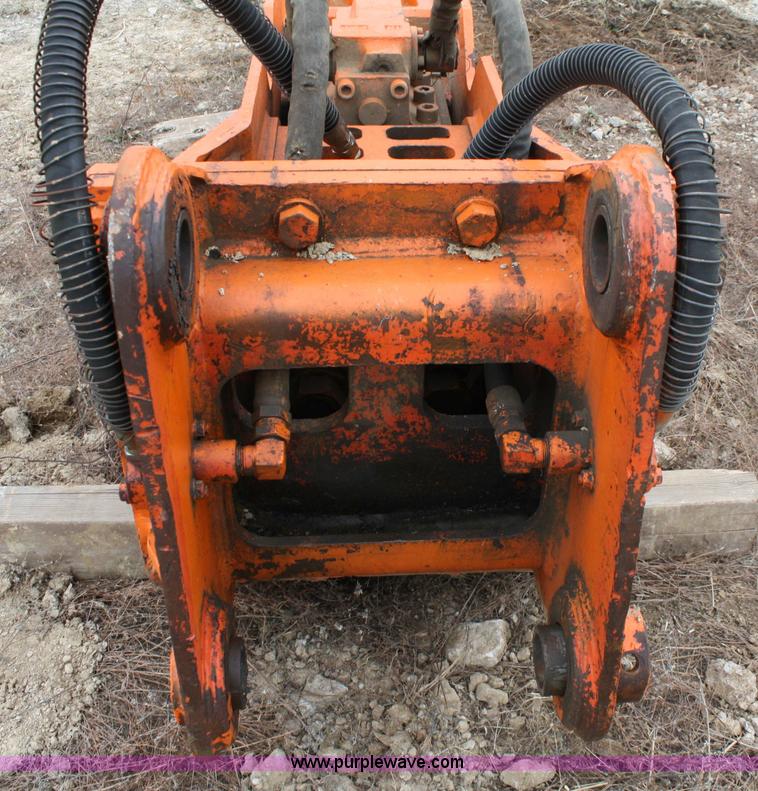 image for item 4857 NPK breaker