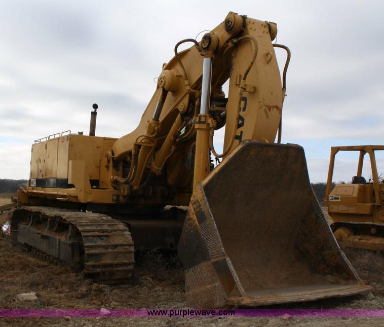 image for item 4859 1988 Caterpillar 245B excavator