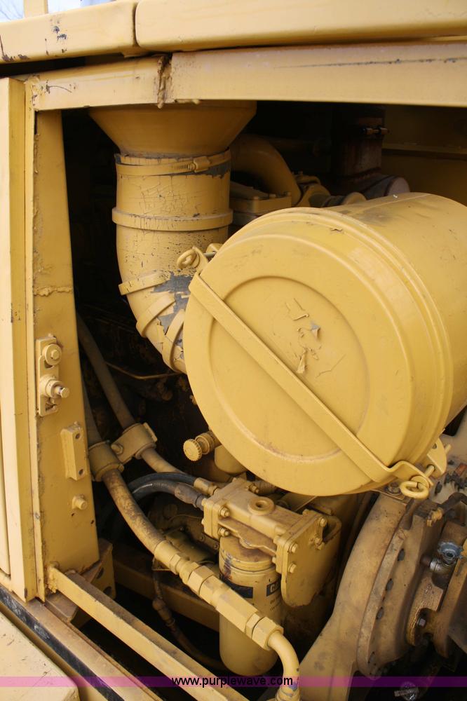 image for item 4859 1988 Caterpillar 245B excavator