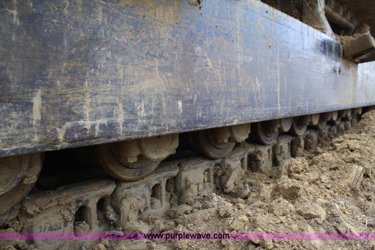 image for item 4859 1988 Caterpillar 245B excavator