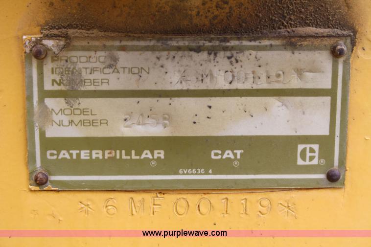 image for item 4859 1988 Caterpillar 245B excavator