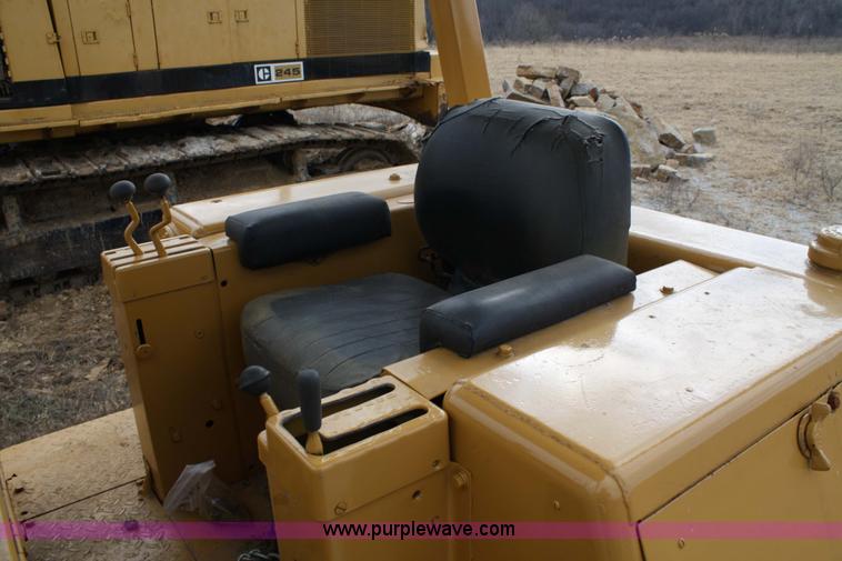 image for item 4860 1968 Caterpillar 955K crawler loader