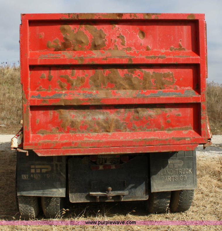 image for item 4862 1971 Ford 9000 dump truck