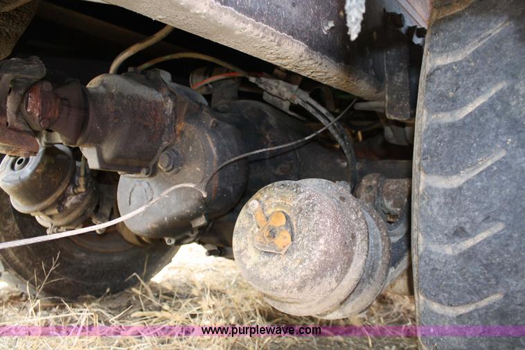 image for item 4862 1971 Ford 9000 dump truck