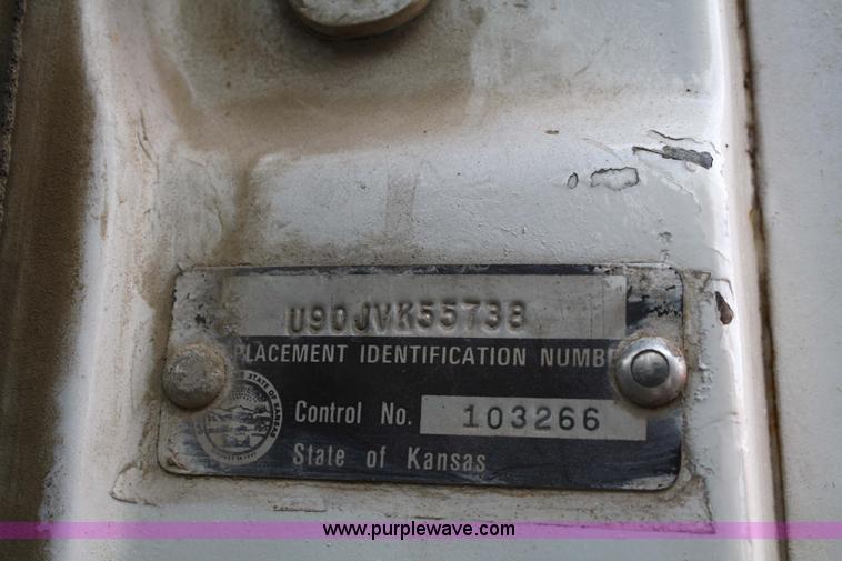 image for item 4862 1971 Ford 9000 dump truck