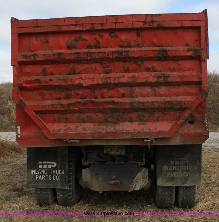 image for item 4863 1972 Ford 9000 dump truck