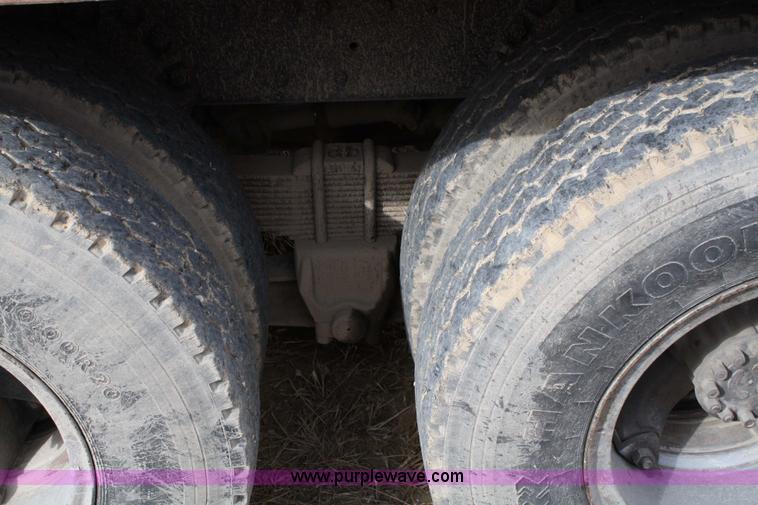 image for item 4863 1972 Ford 9000 dump truck