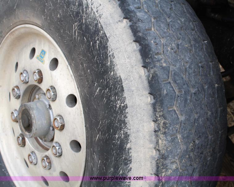 image for item 4863 1972 Ford 9000 dump truck