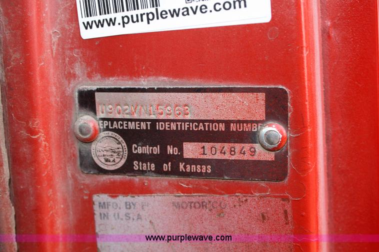 image for item 4863 1972 Ford 9000 dump truck